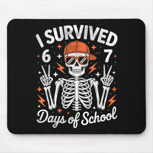 I Survived 67 Days Of School Skeleton Six Seven 6- Muismat (Voorkant)
