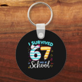 I Survived 67 Days Of School Students Teachers Cut Sleutelhanger (Voorkant)