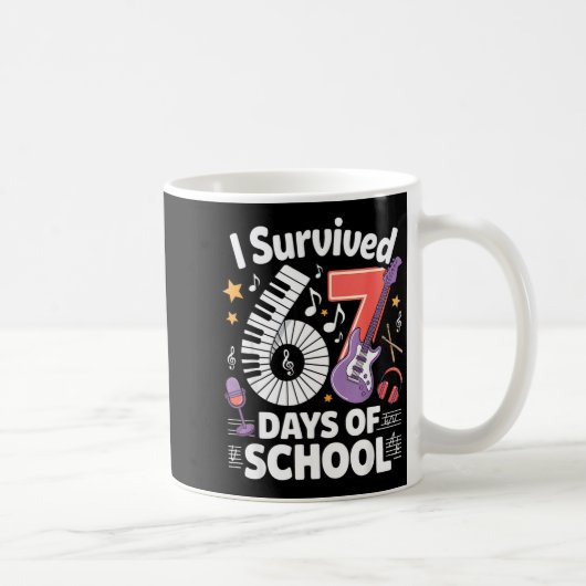 I Survived 67 Days Of School - Teachers Students M Koffiemok (Rechts)