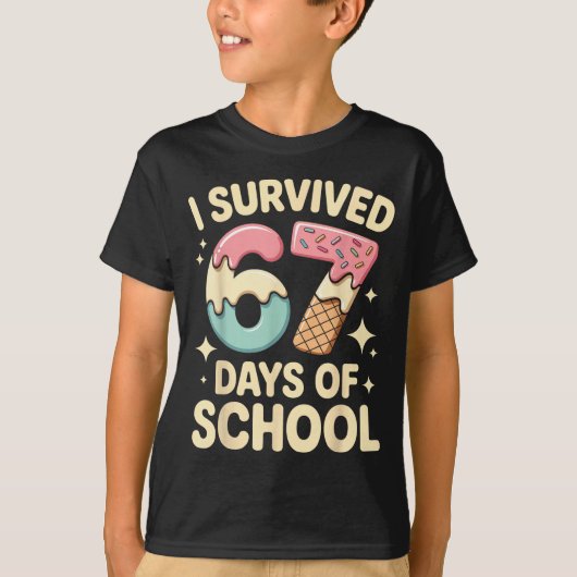 I Survived 67 Days Of School With A Funny Ice Crea T-shirt (Voorkant)