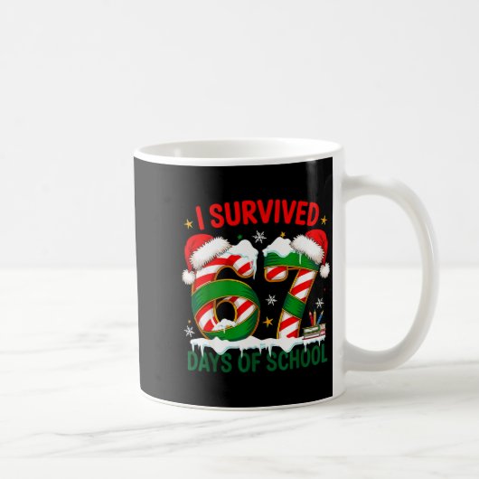 I Survived 67 Days School Christmas Meme 100th Day Koffiemok (Rechts)