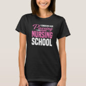 I Survived Her Passing Nursing School T-shirt (Voorkant)