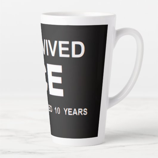 I Survived ICE  Latte Mok (Rechts)