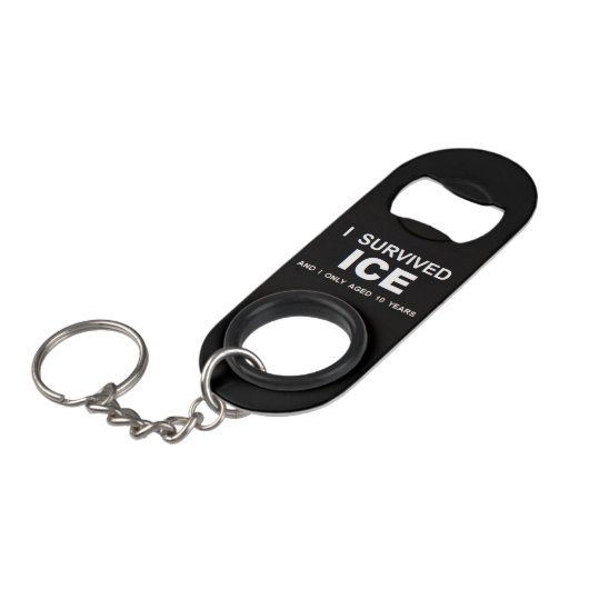 I Survived ICE  Mini Flessenopener (Voorkant Gekanteld)