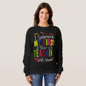 I Survived My First Year Teaching 6th Grade Back T Trui (Voorkant volledig)