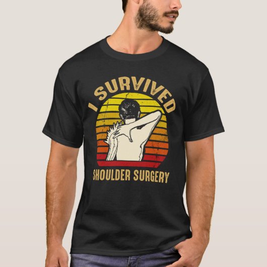 I Survived schouder Surgery  T-shirt (Voorkant)