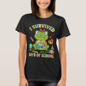 I Survived Six Seven Days Of School Cute Frog Stud T-shirt (Voorkant)