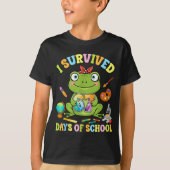 I Survived Six Seven Days Of School Cute Frog Stud T-shirt (Voorkant)