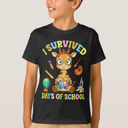 I Survived Six Seven Days Of School Cute Giraffe S T-shirt (Voorkant)