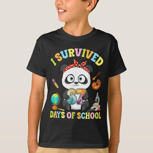 I Survived Six Seven Days Of School Cute Panda Stu T-shirt (Voorkant)