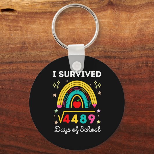 I Survived Square Root 4489 67 Days Of School Math Sleutelhanger (Voorkant)