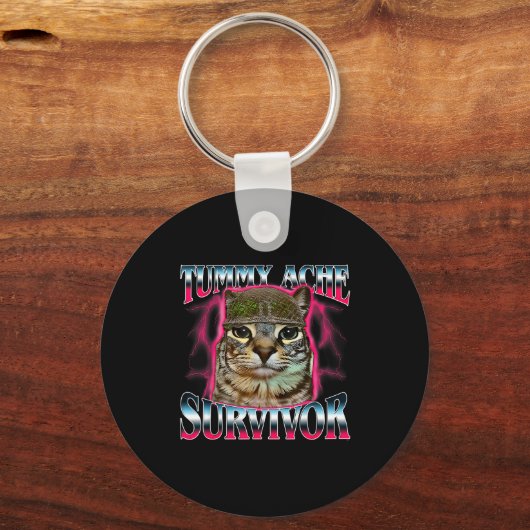 I Survived Today's Funny Tummy Ache Survivor Cat M Sleutelhanger (Voorkant)