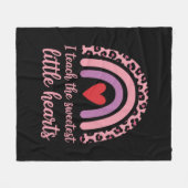 I Teach The Sweetest Hearts Rainbow Teacher Fleece Deken (Voorkant (Horizontaal))
