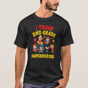 I Train 2e klas Super Heroes Kinder lerarenteam T-shirt
