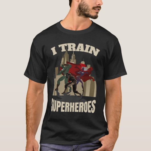 I Train Superhelds Personal Trainer Fitness Coach T-shirt (Voorkant)