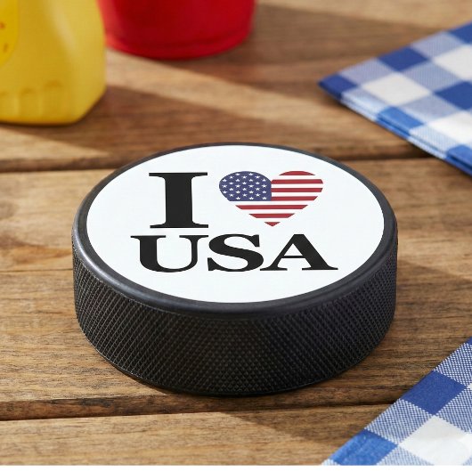 "I ❤️ USA" HOCKEY PUCK