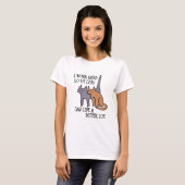 I work hard so my cats can live a better life t-shirt (Voorkant volledig)