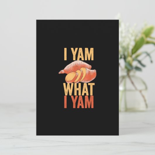 I Yam What I Yam Funny Thanksgiving Sweet Potato J Feestdagenkaart (Staand voorkant)
