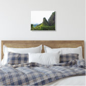 iao naald staatsmonument in maui hawaii canvas afdruk (Insitu (Slaapkamer))
