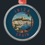 Ibiza Spanje Retro Distressed Circle Metalen Ornament<br><div class="desc">Ibiza retro vector reisontwerp. Ibiza is een van de Balearen,  een archipel van Spanje in het mediterrane Zee.</div>