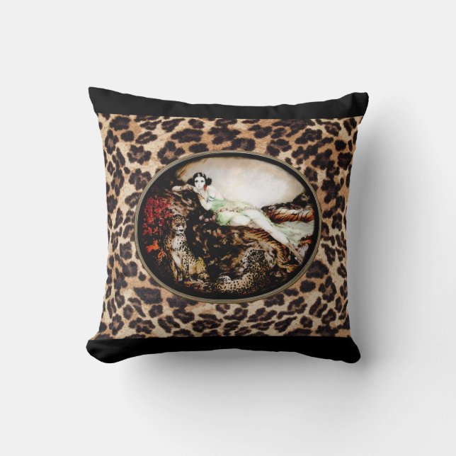 Icart Leopard Lady op Leopard Print Pillow Kussen (Voorkant)