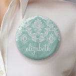 Ice Blue  Damask Patroon met Grungy Finish Ronde Button 5,7 Cm<br><div class="desc">Een patroon met een bord en kant. Kijk dicht bij de bloemen en bladeren.Een trendy design met juweelkleuren en elegantie. De punten zijn gemakkelijker om aan te passen wanneer u alle tekst en foto's eerst vervangt. Als je kunst nog moet worden aangepast, klik je op Deze knop aanpassen. Dit zal...</div>