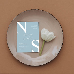 Ice Blue Minimalist & Elegant Bold Initiaal Bruilo Kaart
