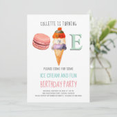 Ice Cream 1st Birthday Het draaien van één uitnodi Kaart (Staand voorkant)