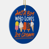 Ice Cream Boy heeft een popsikel, een jongen die e Keramisch Ornament (Rechts)