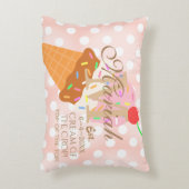 Ice Cream Cone met Sprinkles, Cherry op Top Accent Kussen (Voorkant(Verticaal))