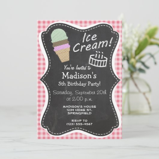 Ice Cream Cone op Blush Pink Gingham Kaart (Staand voorkant)