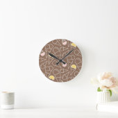 Ice Cream Cone Pattern on Brown Ronde Klok (Huis)