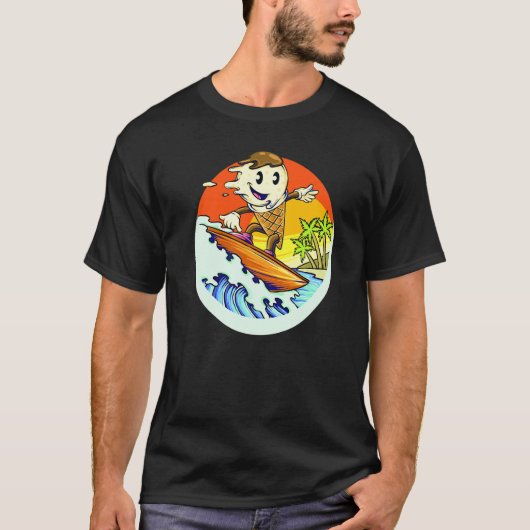 Ice Cream Cone Riding Waves aan surfboard bij de B T-shirt (Voorkant)