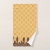 Ice Cream Cone with Driving Frosting & Sprinkles Bad Handdoek (Handdoek)