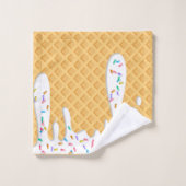 Ice Cream Cone with Driving Frosting & Sprinkles Bad Handdoek (Wasdoekje)