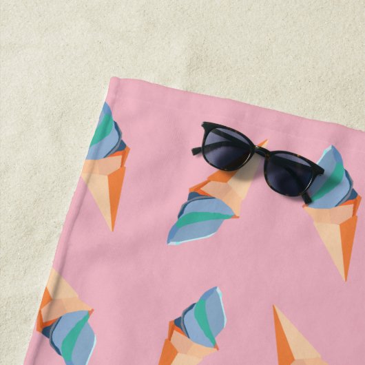 Ice cream cones strandlaken (In situ)