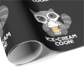 Ice Cream Coon Funny Animal Racoon Pun Dark BG Cadeaupapier (Rol Hoek)