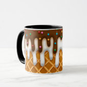 Ice Cream Drip Waffle Cone Chocolate and Vanilla Mok (Voorkant links)