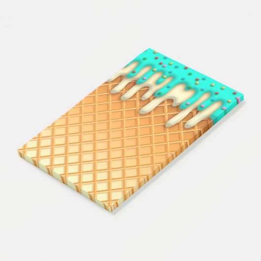 Ice Cream Drip Waffle Cone Mint with Sprinkles Post-it® Notes (Schuin)