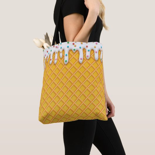 Ice Cream Drip Waffle Cone with Sprinkles Tote Bag (Dichtbij)