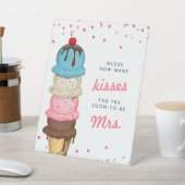 Ice Cream Hoeveel Kussen Vrijgezellenfeest Game Reclamebord Met Voetstuk (Insitu)