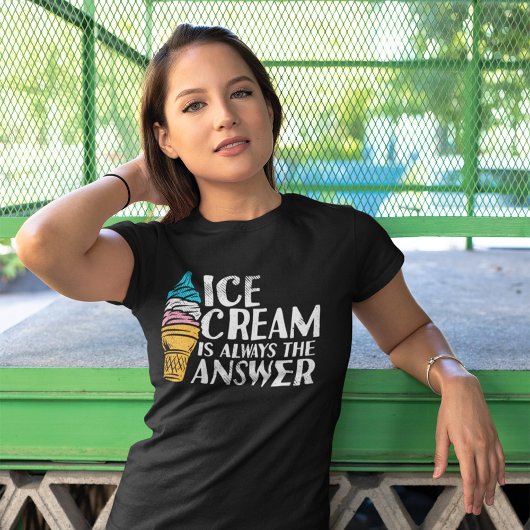 Ice Cream is altijd het antwoord Funny Birthday T-shirt