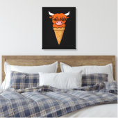 Ice Cream Koe geeft Funny Scottish Highland Koe Canvas Afdruk (Insitu (Slaapkamer))