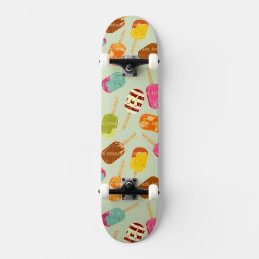 Ice Cream Pattern Skateboard (Voorkant)