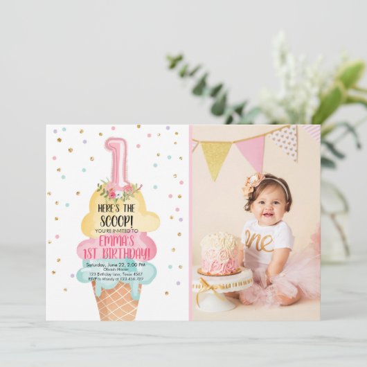 Ice Cream Social Hier is de Scoop Eerste Verjaarda Kaart (Staand voorkant)