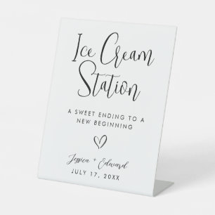 Ice Cream Station Modern minimalistisch zwart wit Reclamebord Met Voetstuk