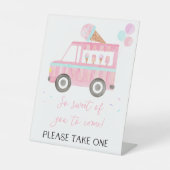 Ice Cream Truck Birthday Favor Reclamebord Met Voetstuk (Voorkant)