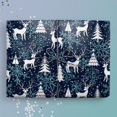 Ice Crystal Christmas Deer Blauwgroen Cadeaupapier