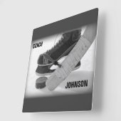 Ice Hockey Coach Bedankt Vierkante Klok (Hoek)