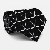 Ice Hockey Sticks Pattern Black Background Stropdas (Opgerold)